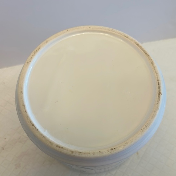 VTG 80s Stoneware White Ceramic Jar w/Heart and House Design Canister Large - Picture 9 of 9